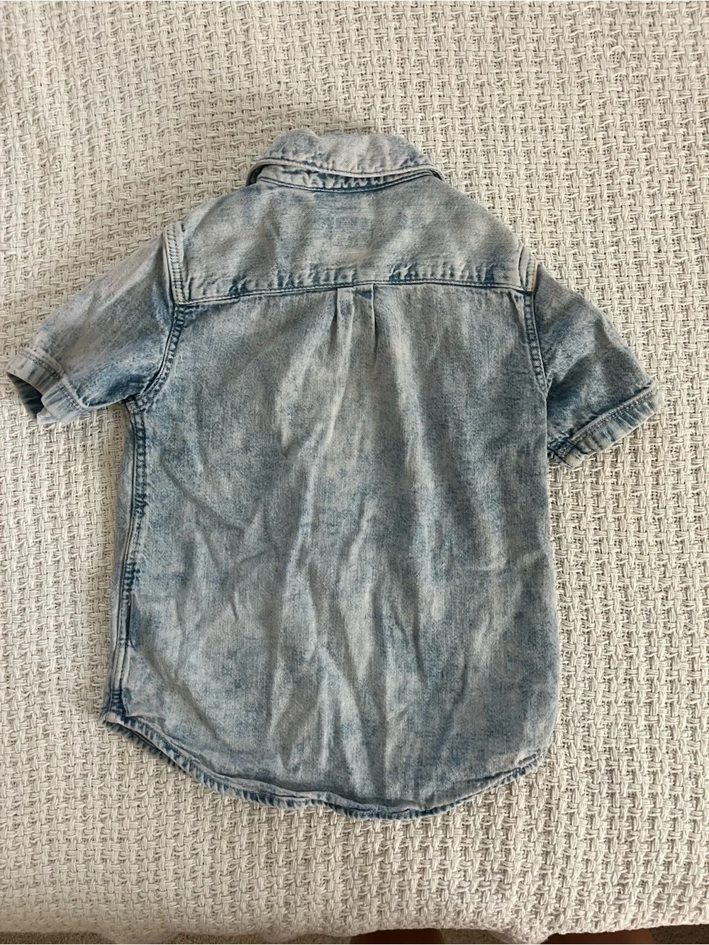 GAP Washed Light Blue Denim Short-Sleeve Button-Up Shirt